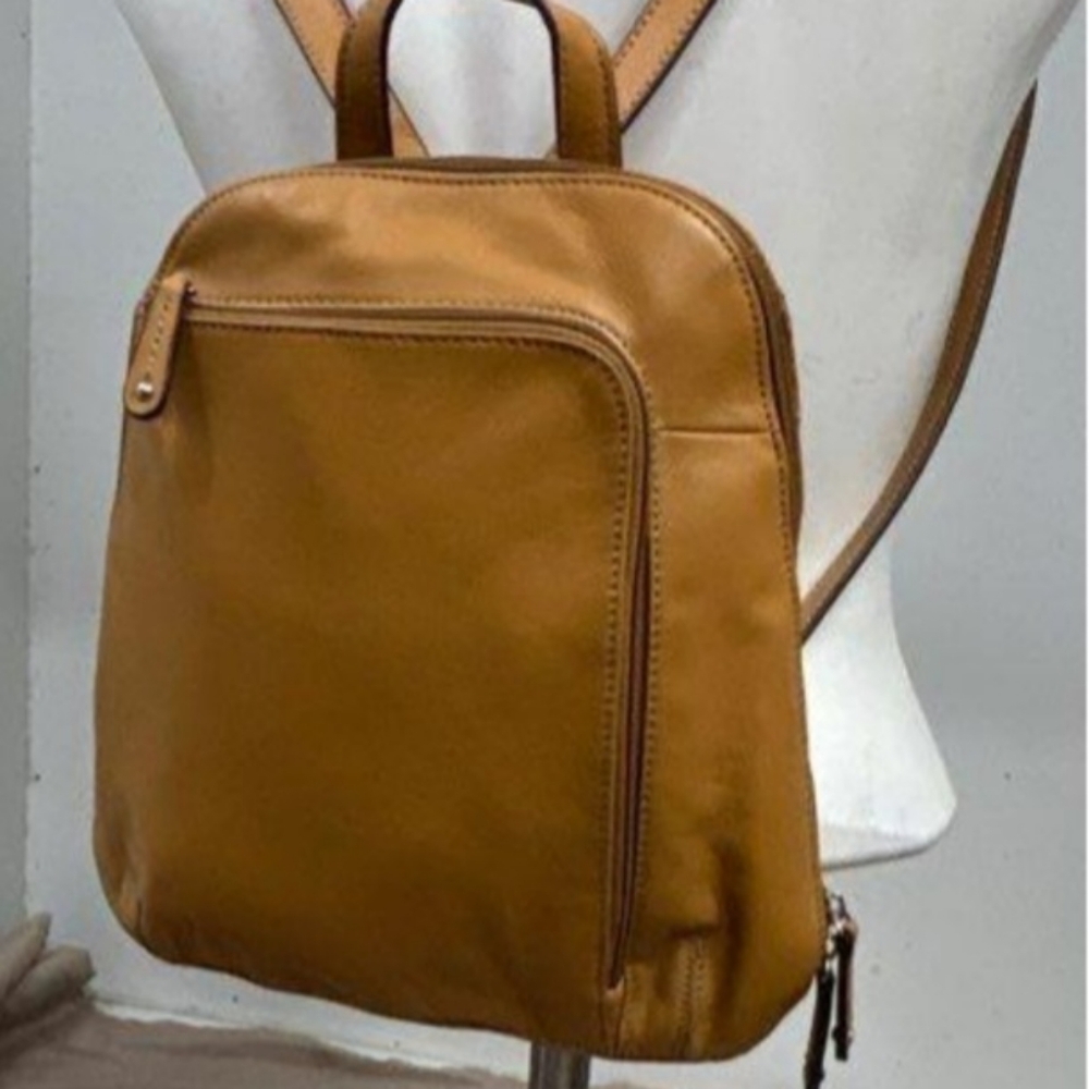 TIGNANELLO CAMEL COLORED MEDIUM SIZE BOOK BAG